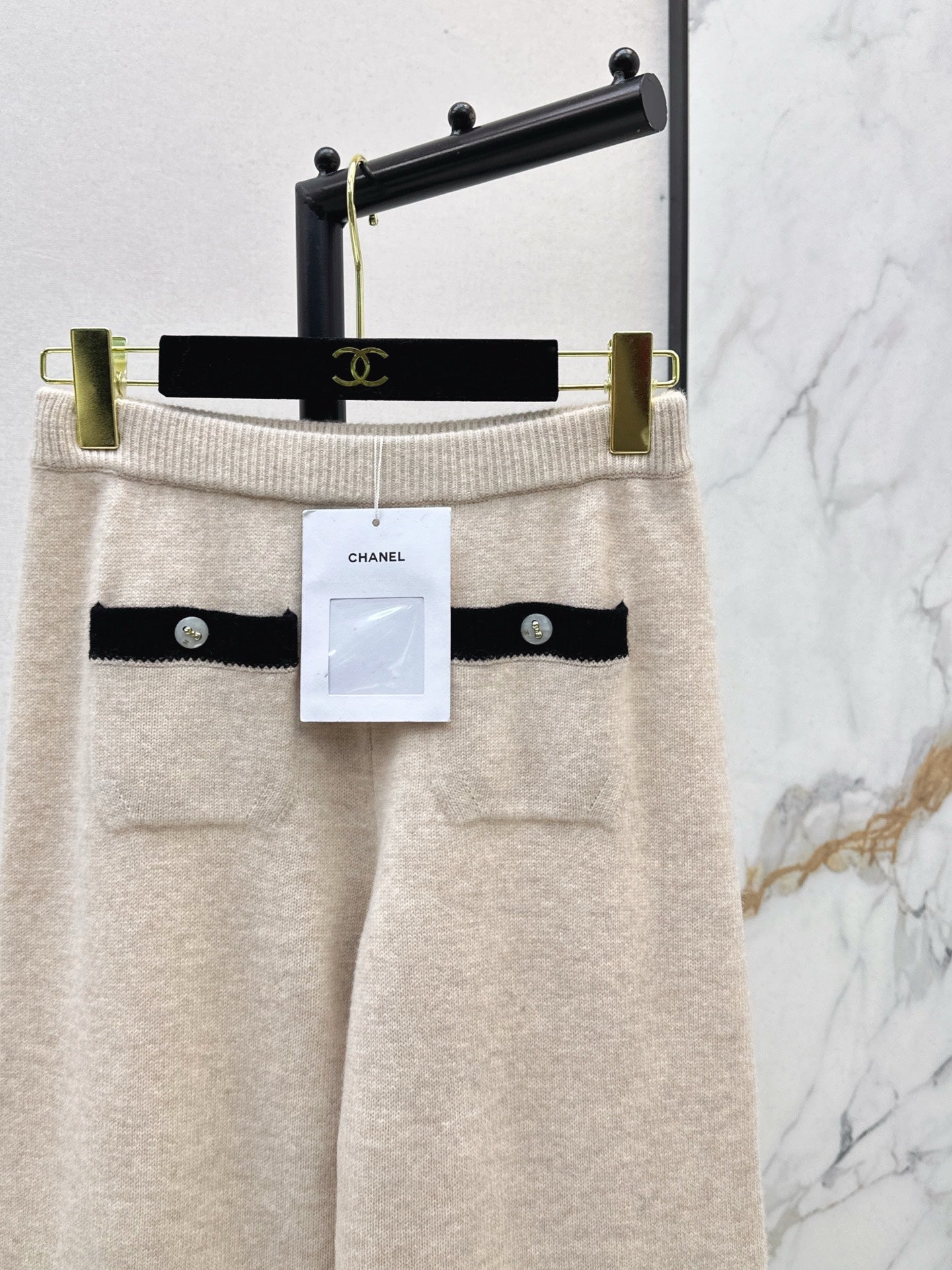 Chan NEW Color block pants