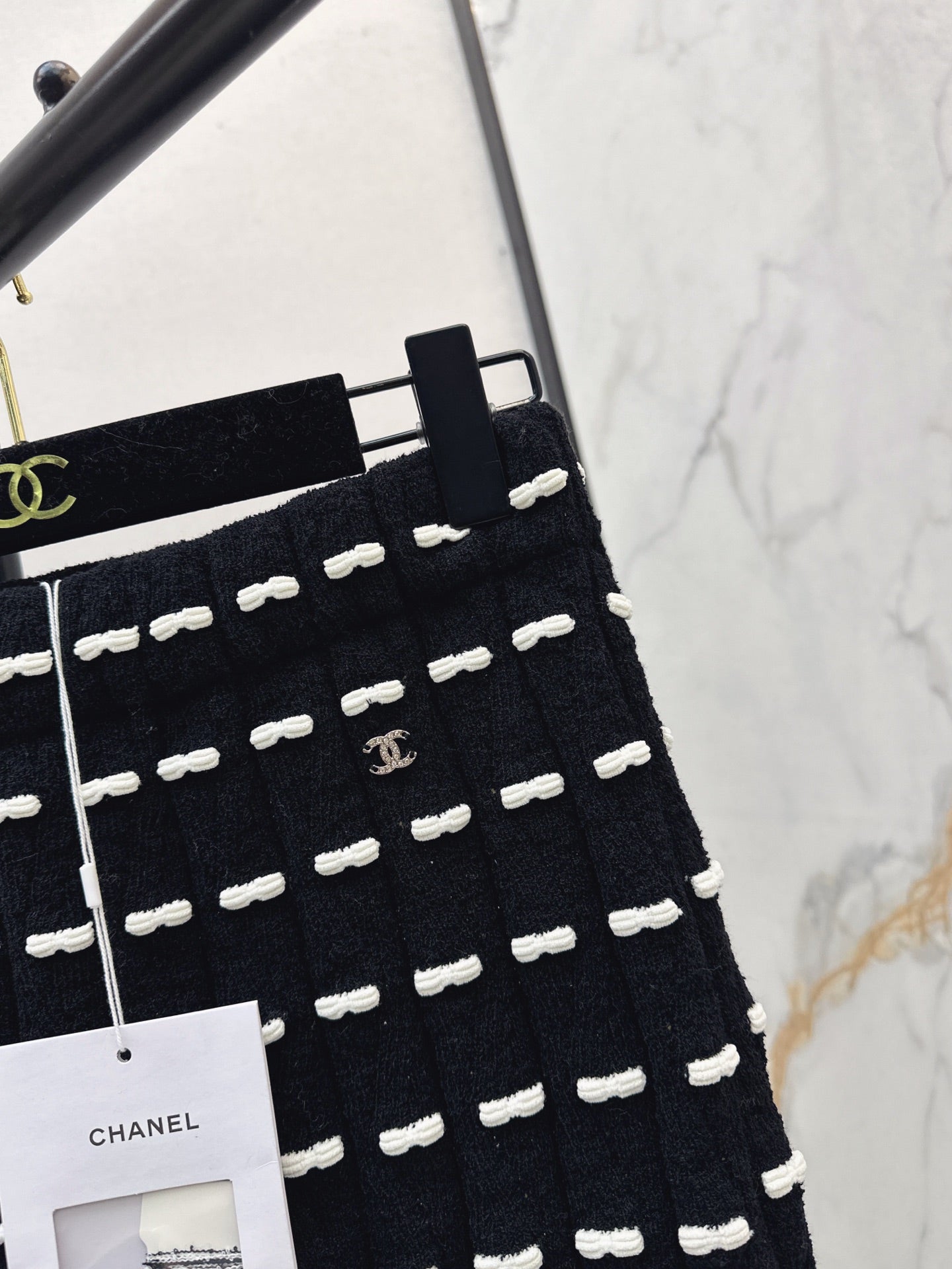 Chan NEW knitted skirt