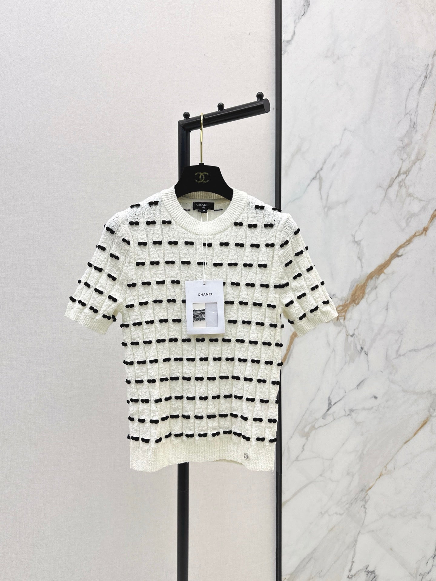 Chan NEW knitted sweater