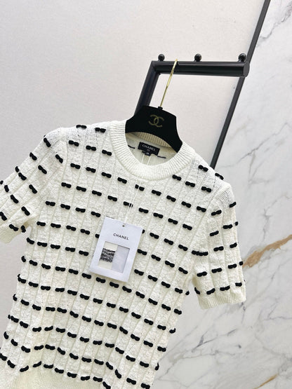 Chan NEW knitted sweater