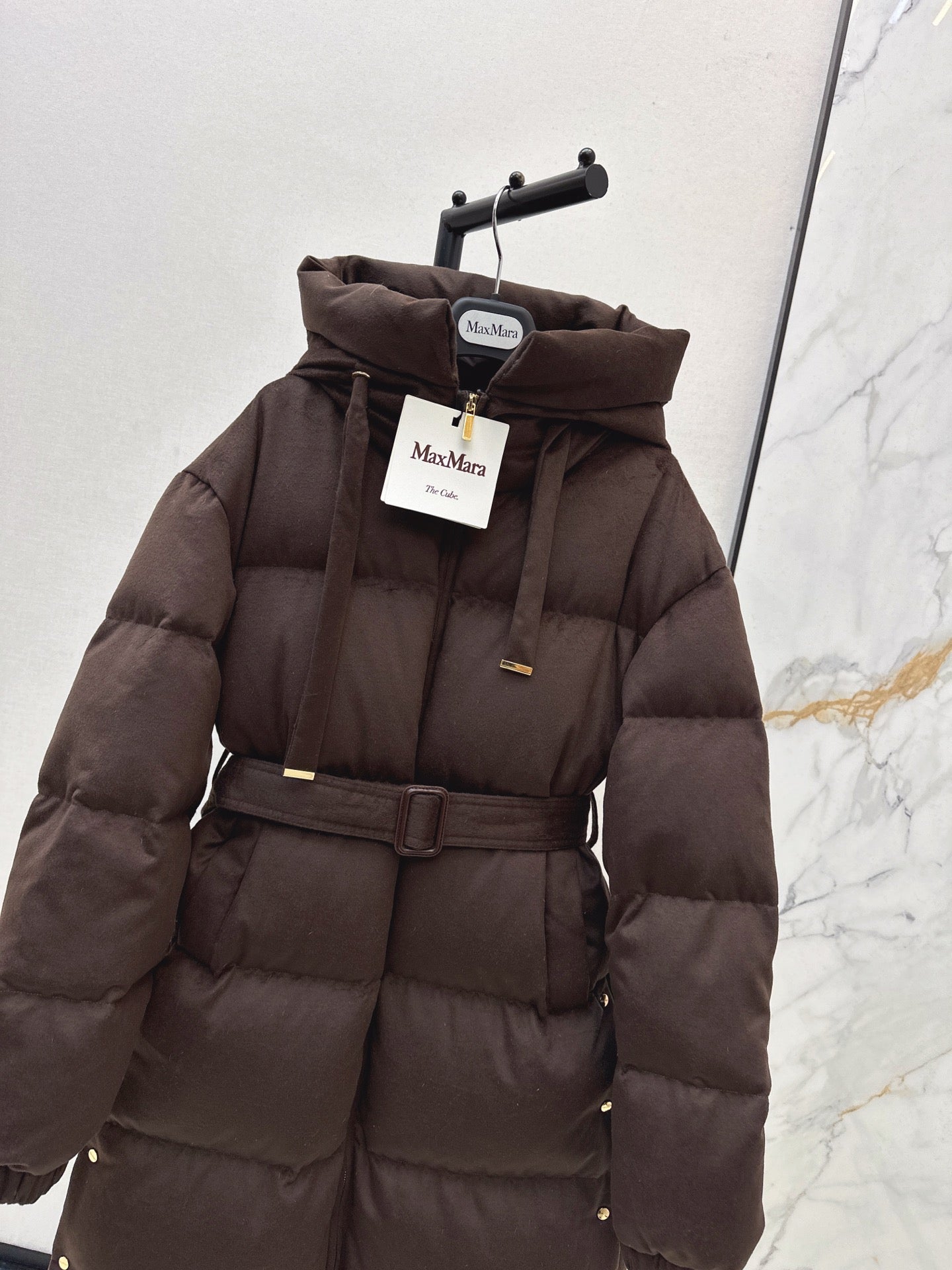 Max NEW hooded down jacket