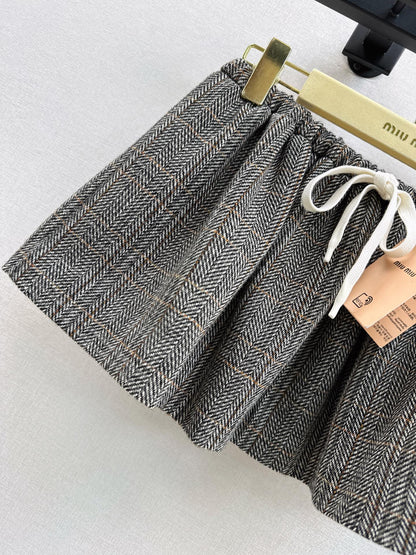 Miu NEW bud miniskirt