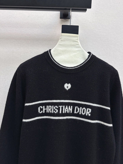 CD NEW embroidered sweater