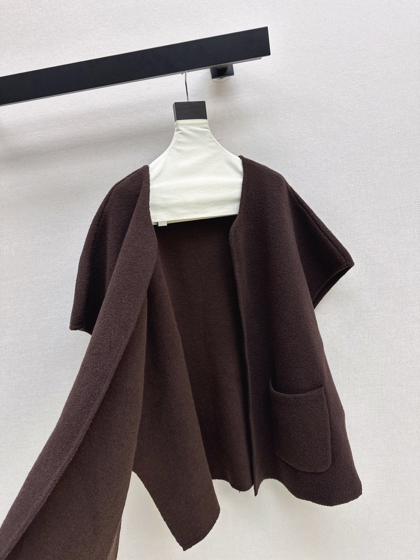 Brun NEW knitted jacket