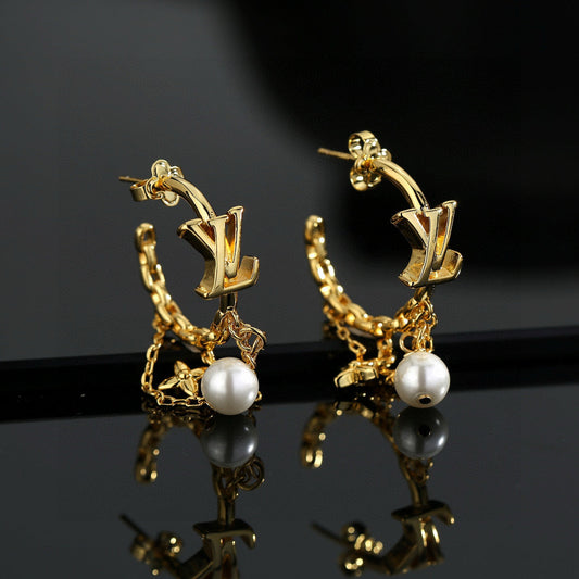 Louis New Pearl earrings
