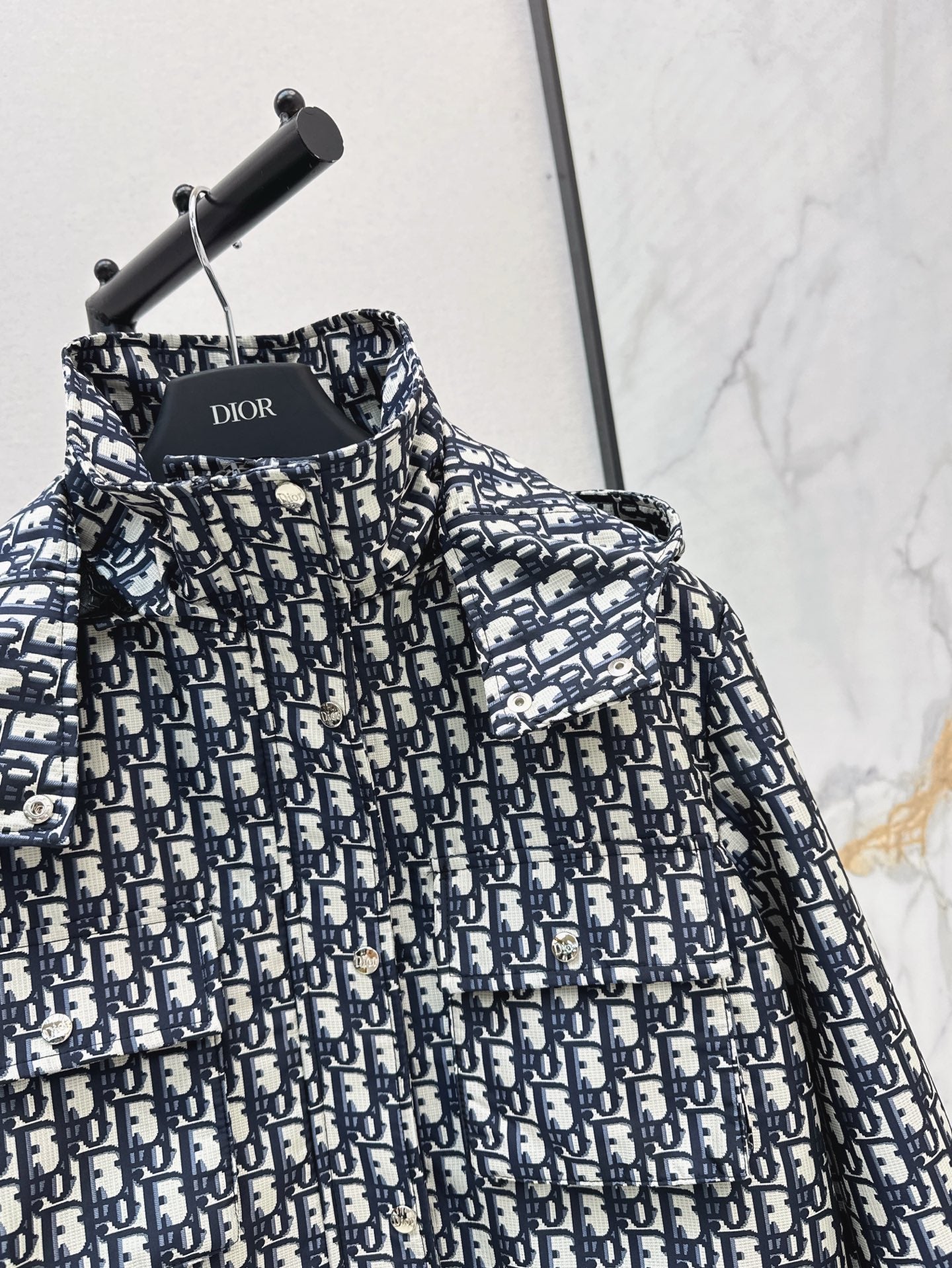 CD NEW Hooded jacket