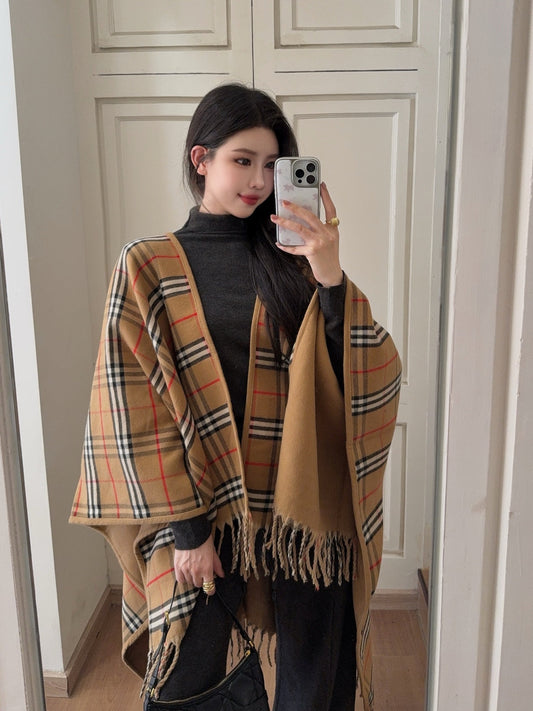 Bur NEW Reversible wool cape