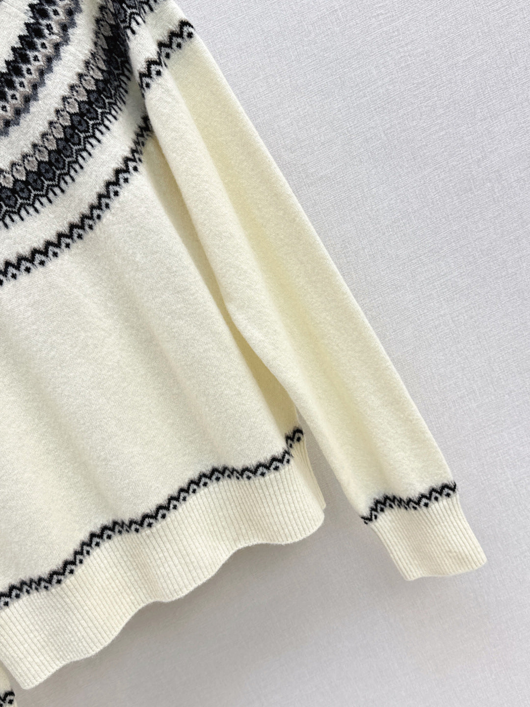 Loro NEW Knitted sweater