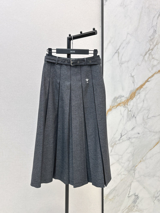 CD NEW pleated skirt