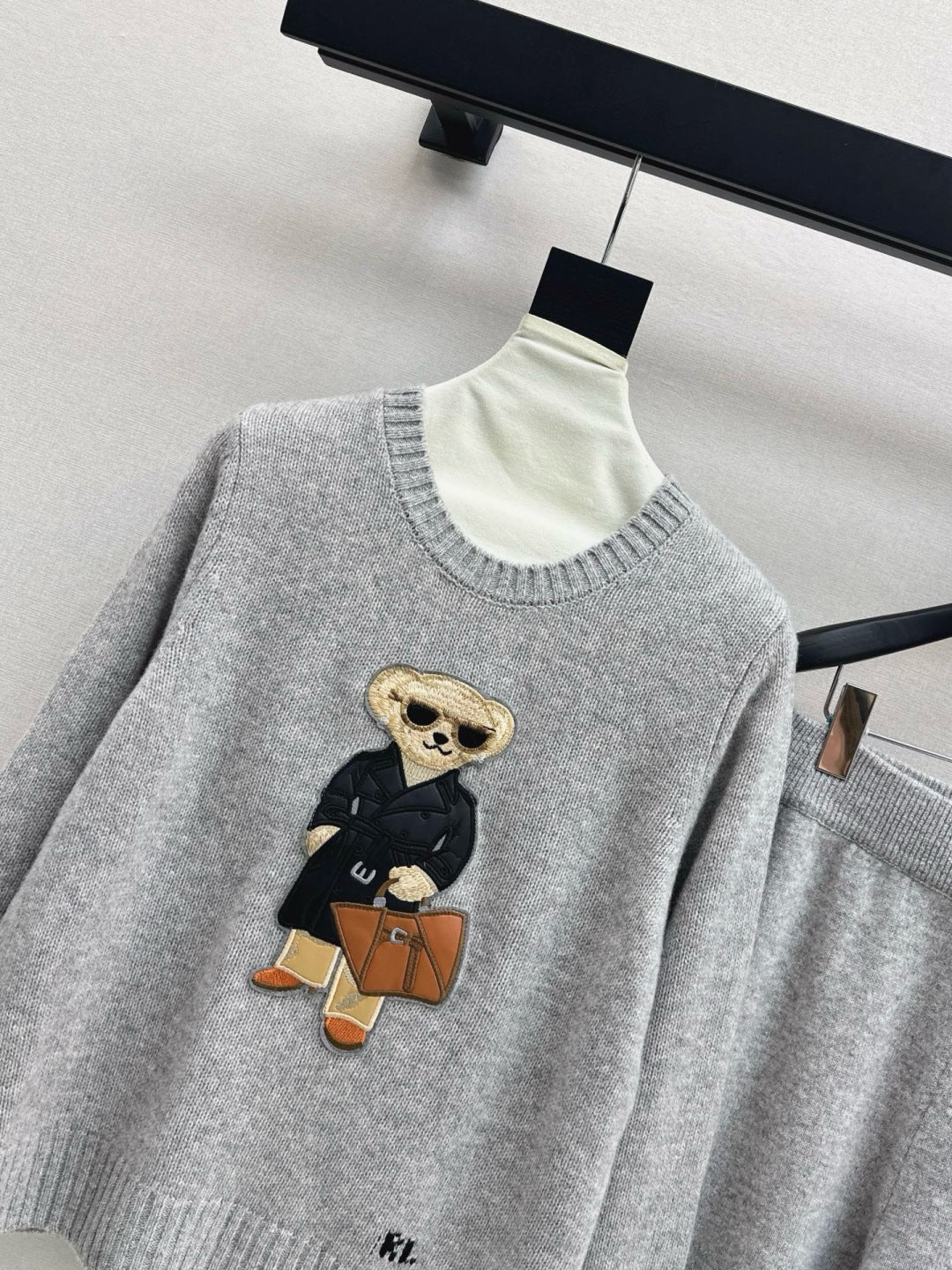 Ral NEW Sweater and straight-leg pants set