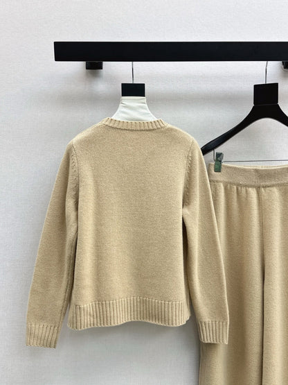 Ral NEW Sweater and straight-leg pants set