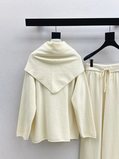 Max NEW Wool three-piece set