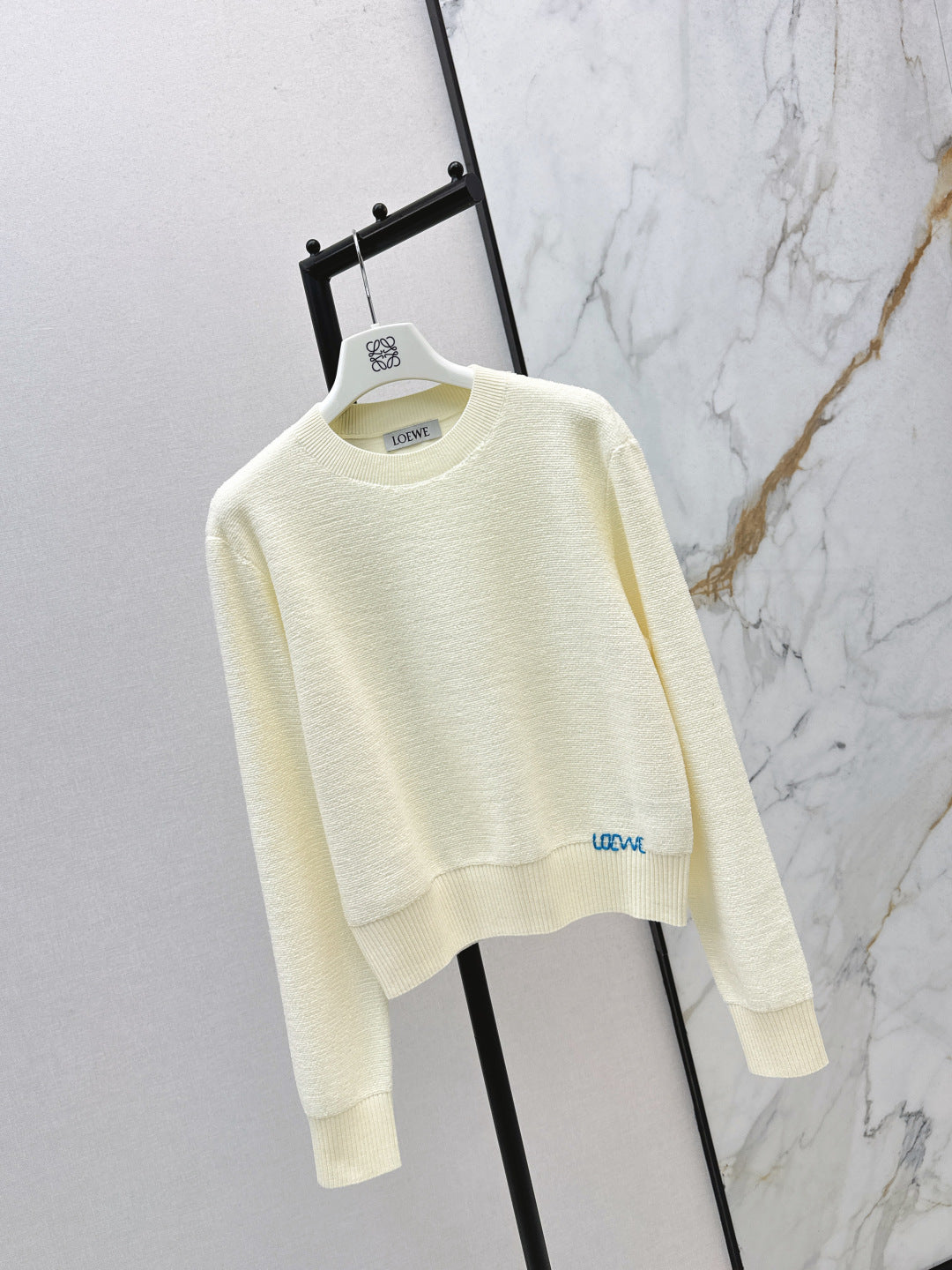 Loe NEW knitted sweater