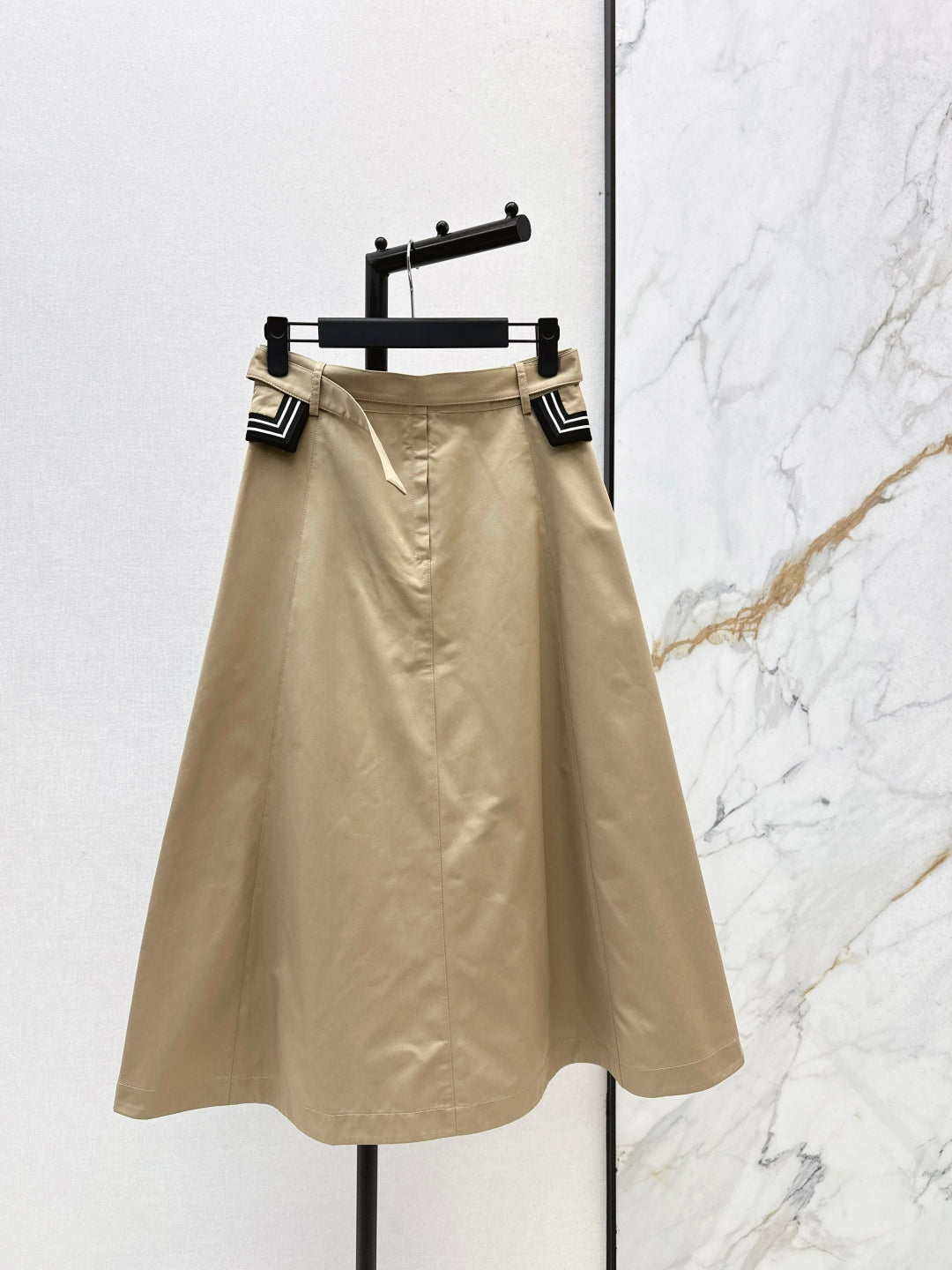 CD NEW Umbrella-shaped skirt
