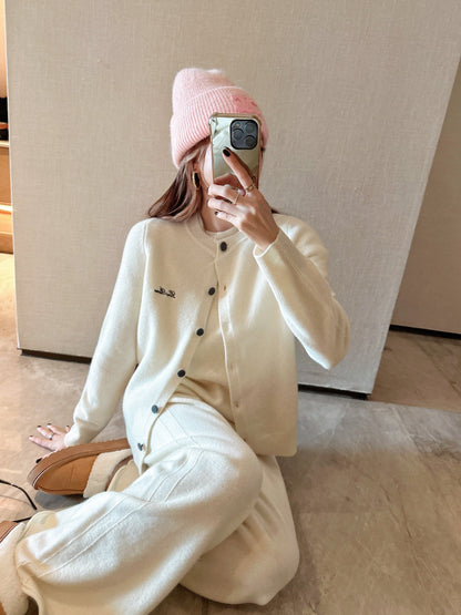 Loro NEW Knitted three-piece set