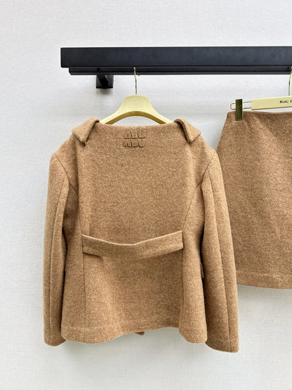 Miu NEW woolen suit