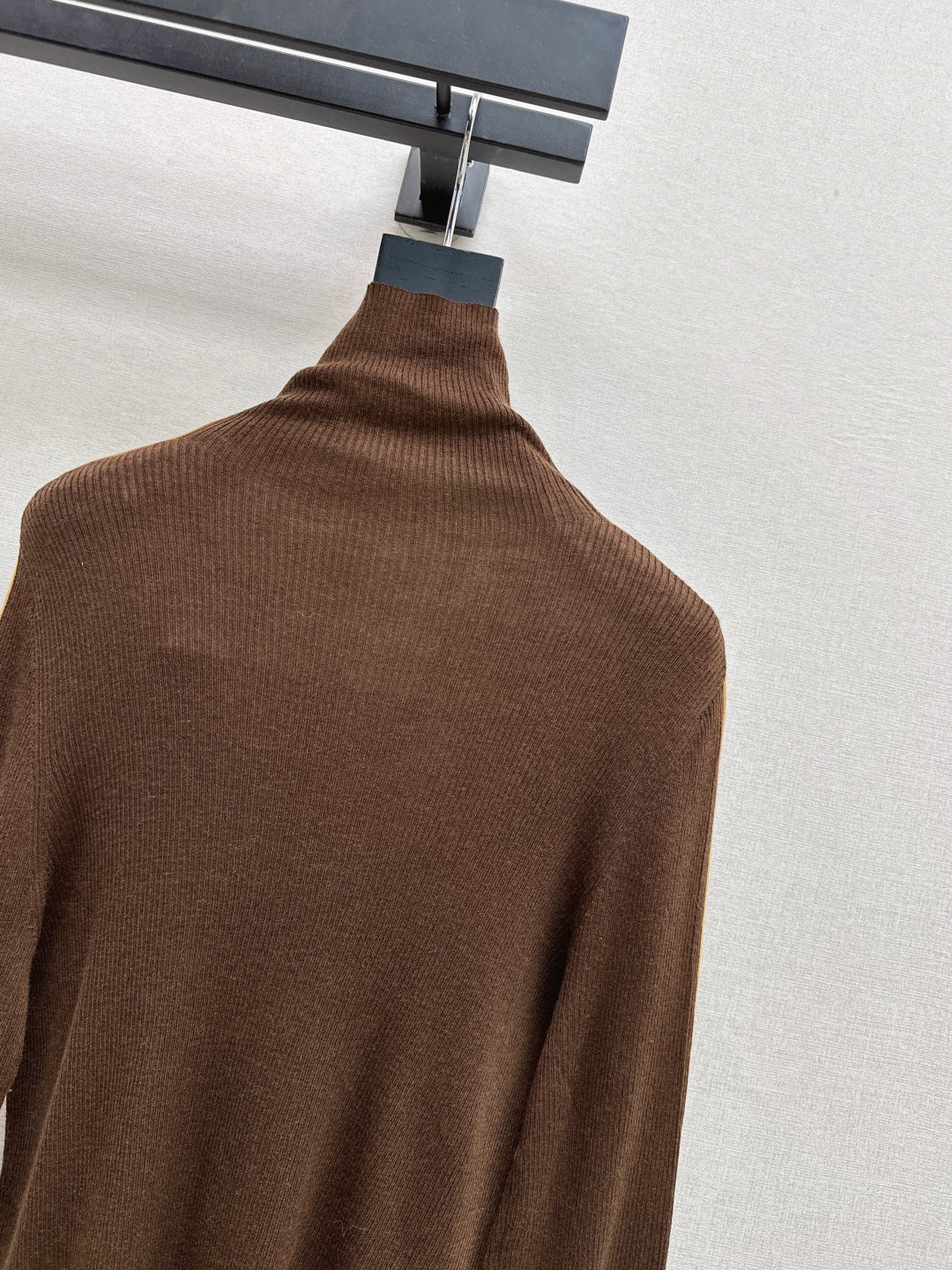 Brun NEW turtleneck base layer