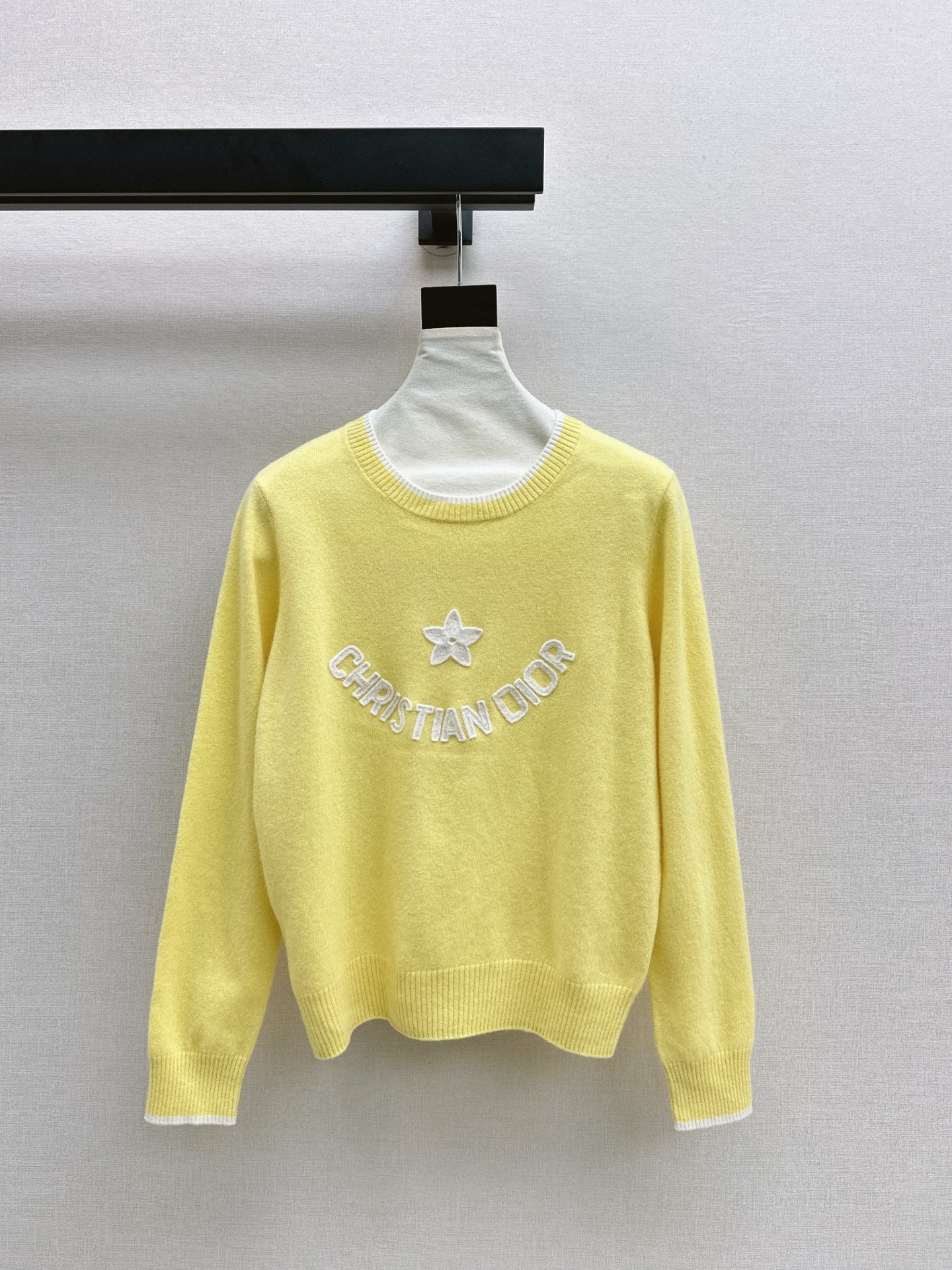 CD NEW Embroidered sweater