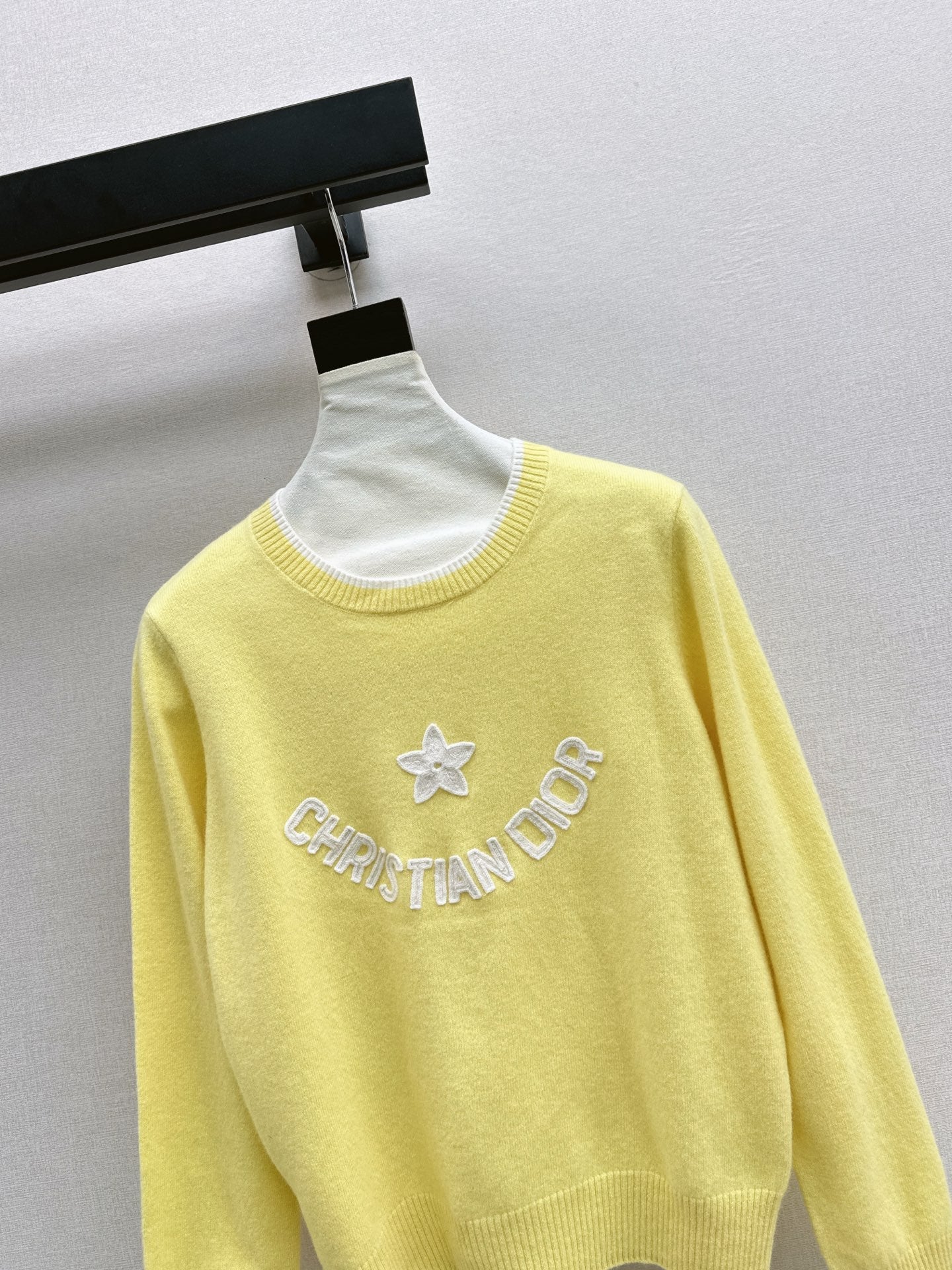 CD NEW Embroidered sweater