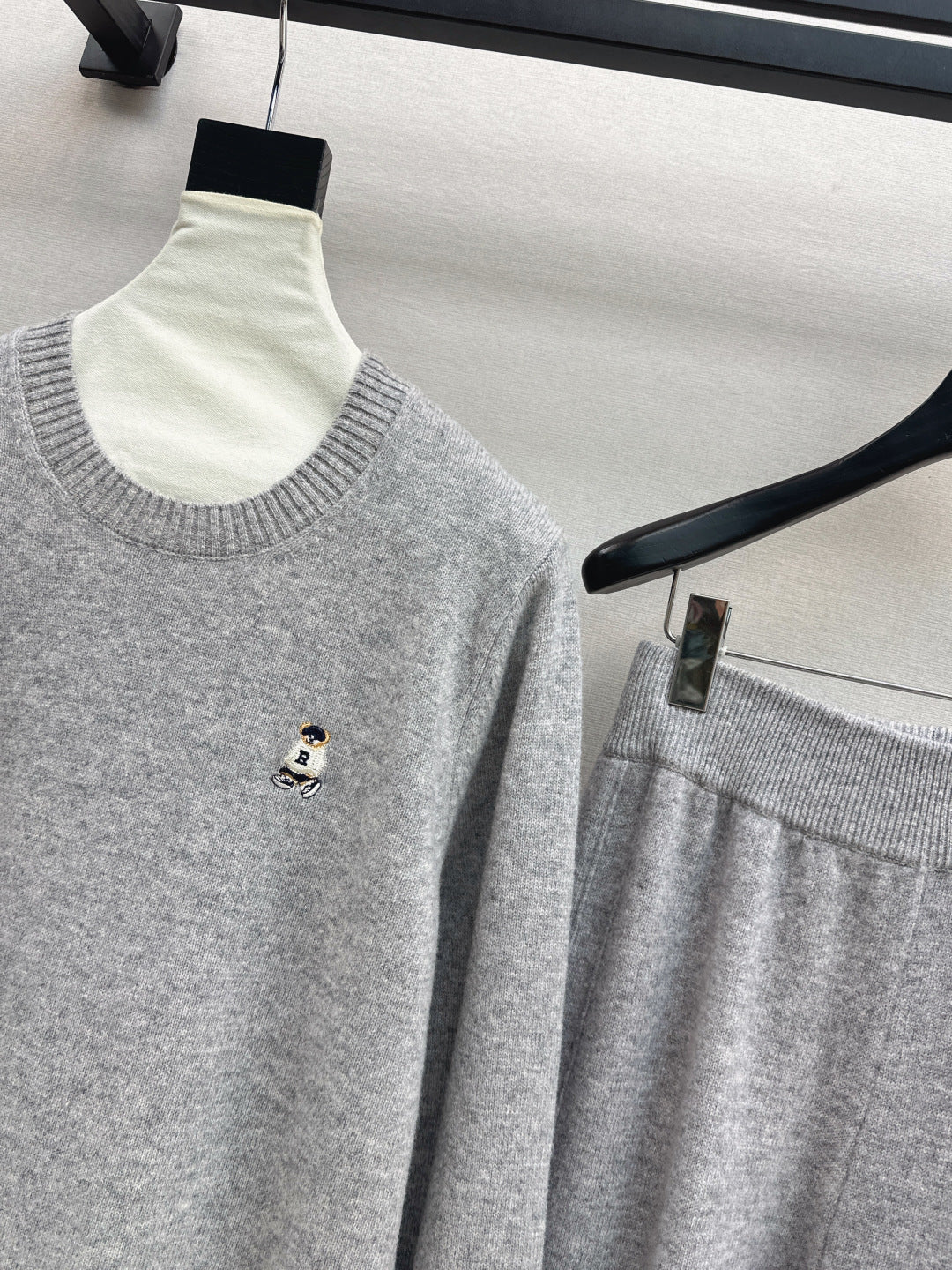 Ral NEW knitted suit