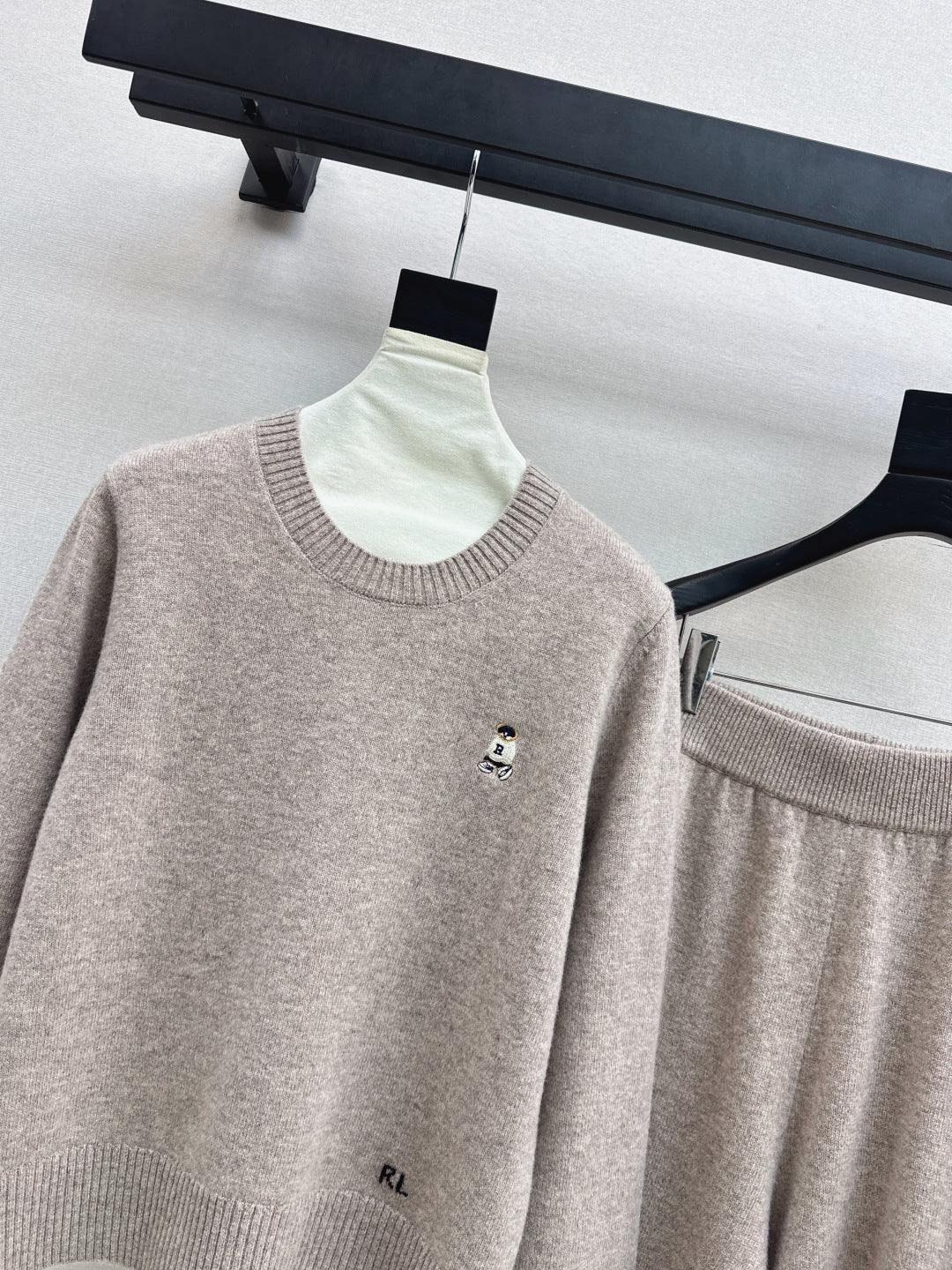 Ral NEW knitted suit