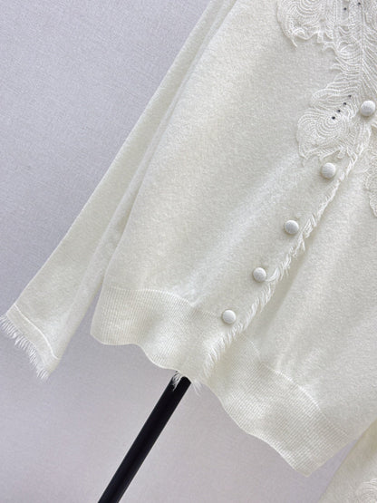 Es NEW V-neck cardigan