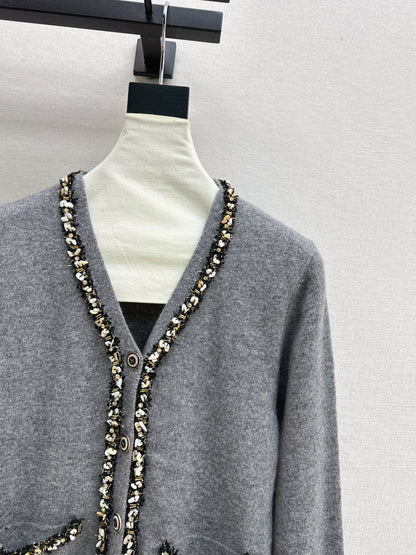 Max NEW V-neck cardigan