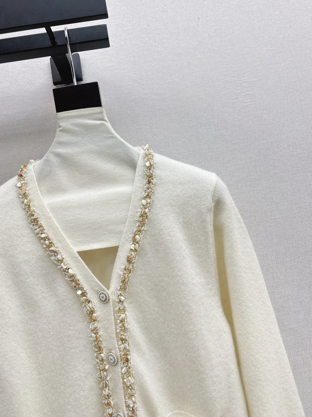 Max NEW V-neck cardigan