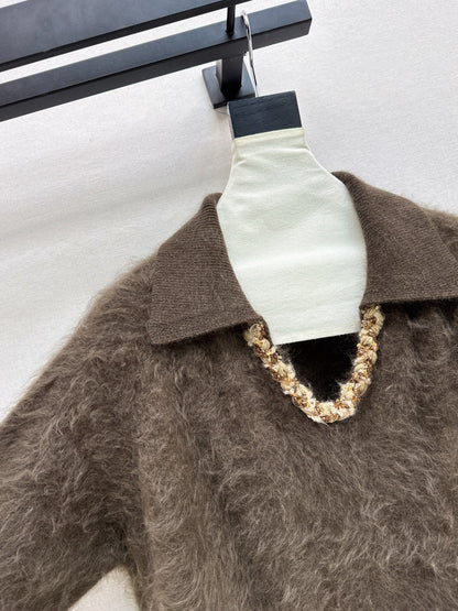 Chan NEW V-neck sweater