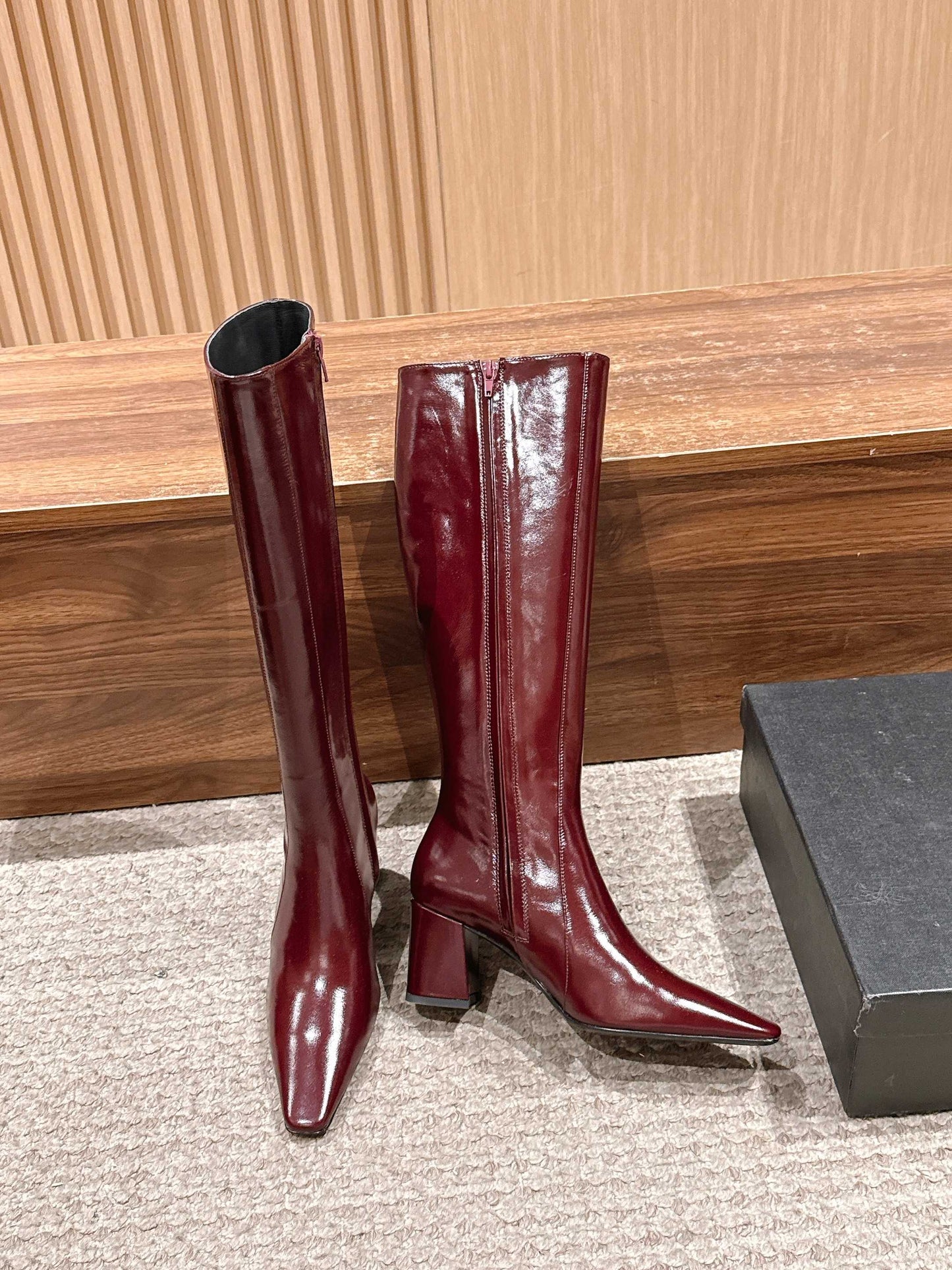 Saint NEW high heel boots