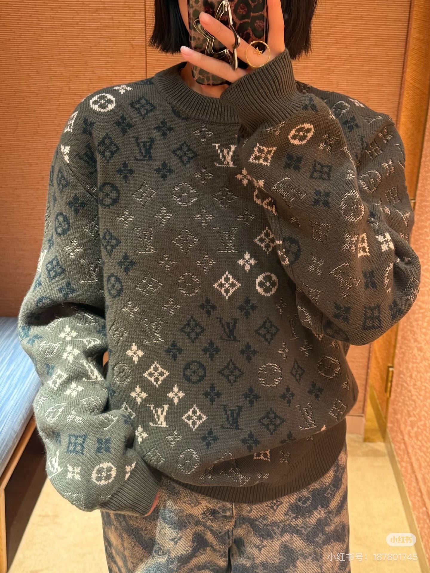 Louis NEW Crew neck sweater