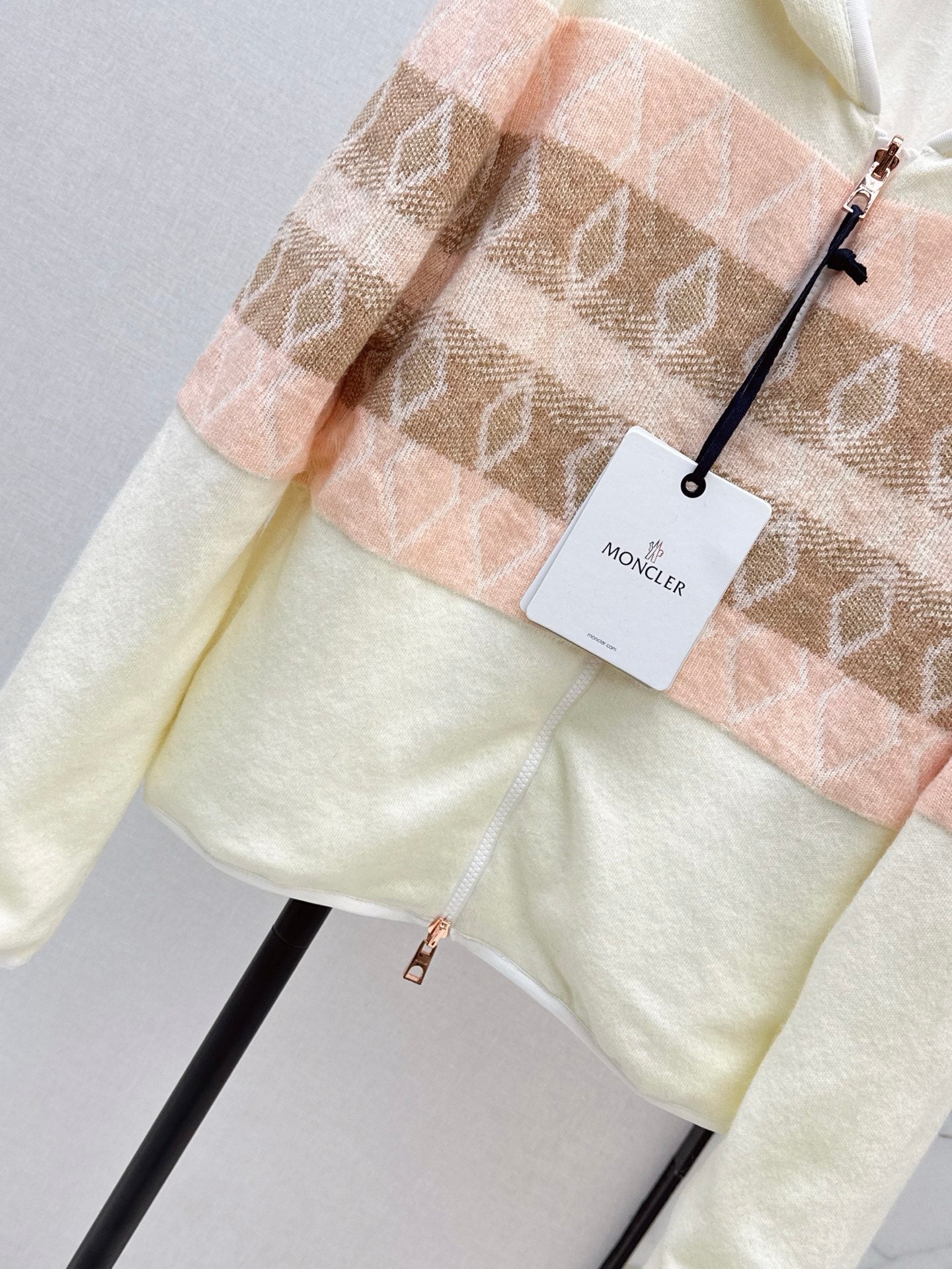 Monc NEW Hooded sweater jacket