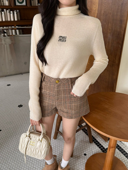 Miu NEW turtleneck base layer