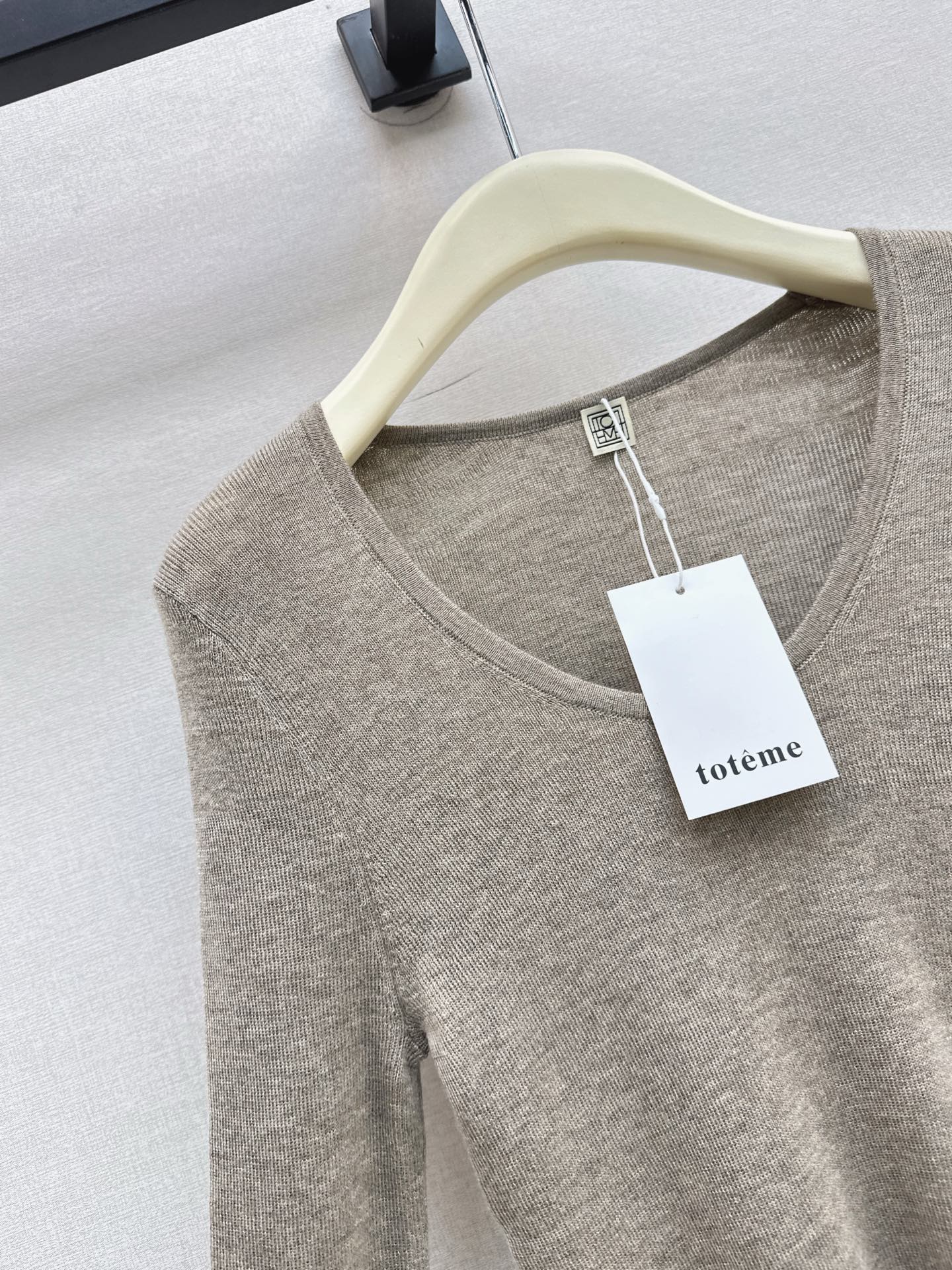 Thom NEW U-neck base layer