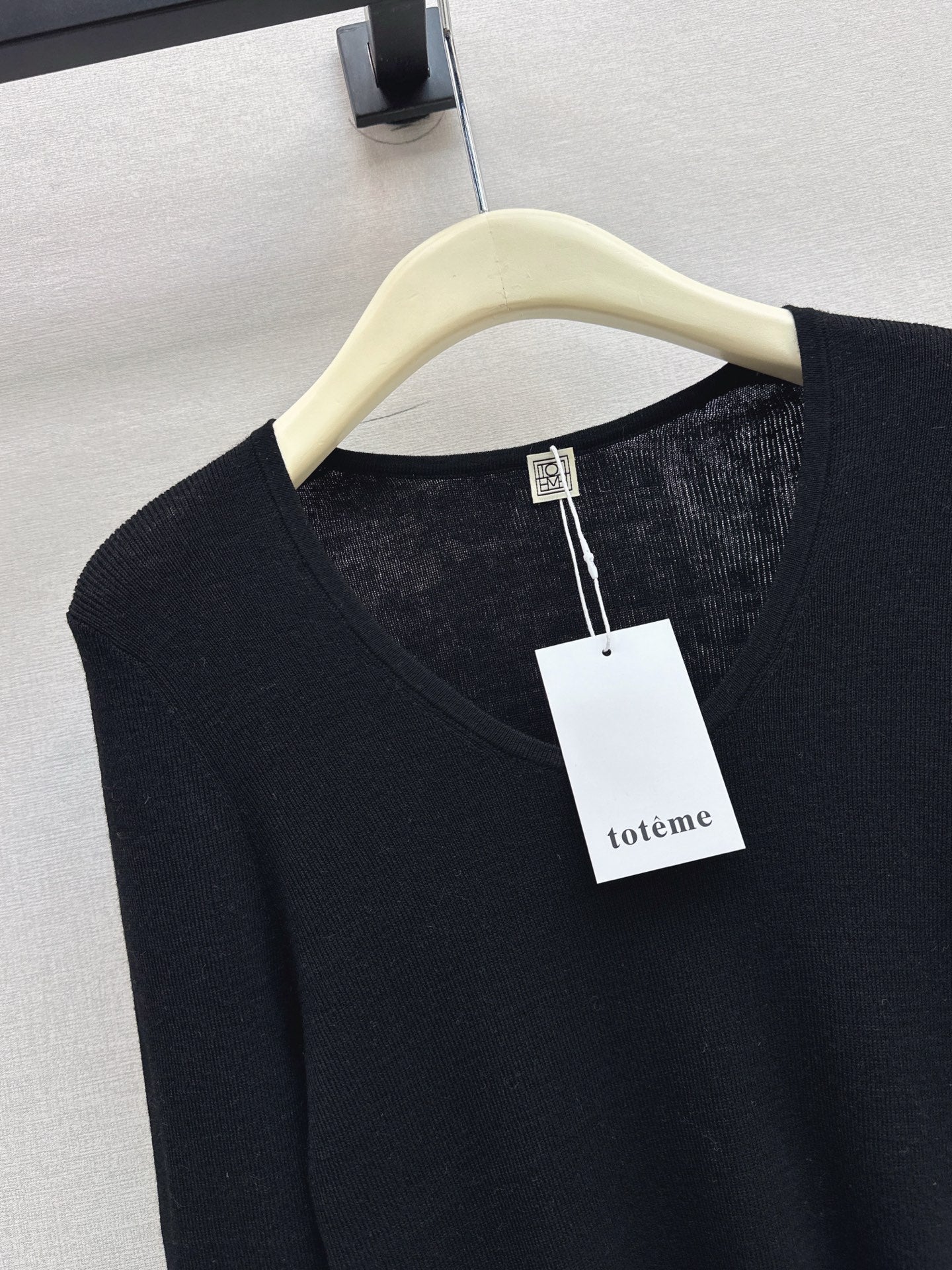 Thom NEW U-neck base layer