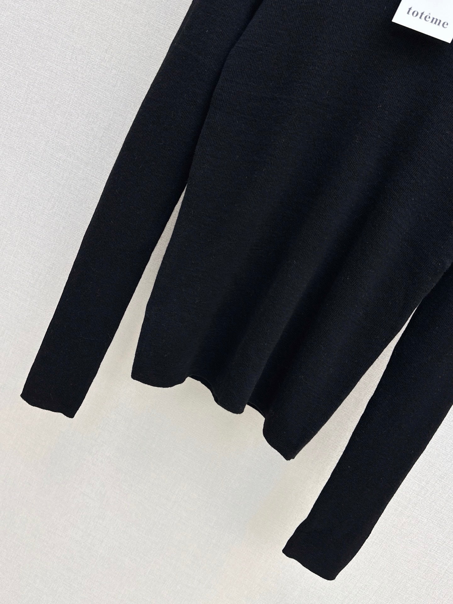 Thom NEW U-neck base layer