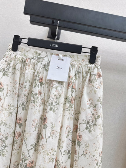 CD NEW floral skirt