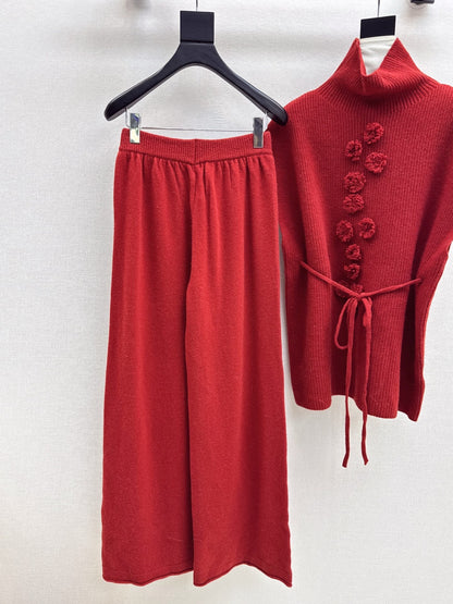 Chan NEW Sleeveless knitted set