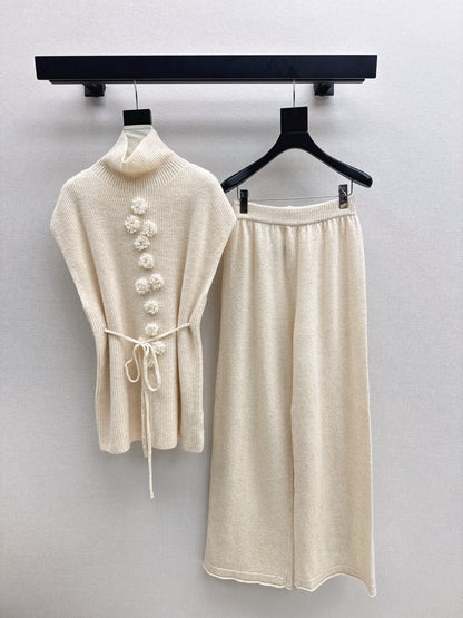 Chan NEW Sleeveless knitted set