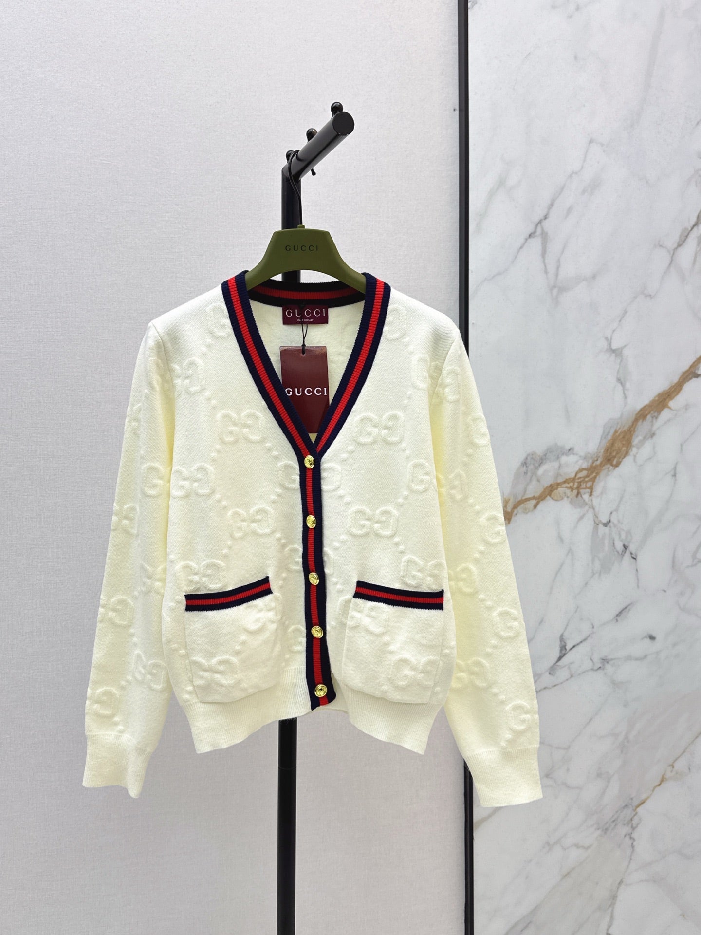 Guc NEW V-neck cardigan