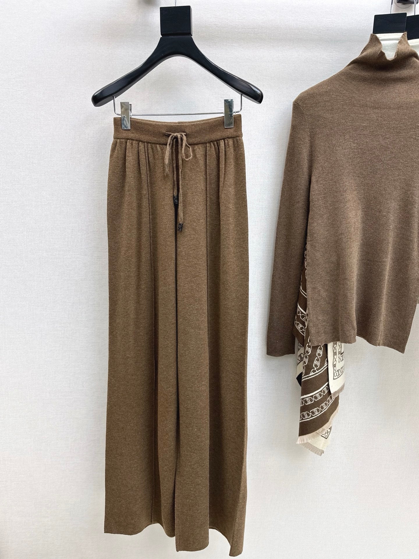 Ce1i NEW Knitted three-piece set