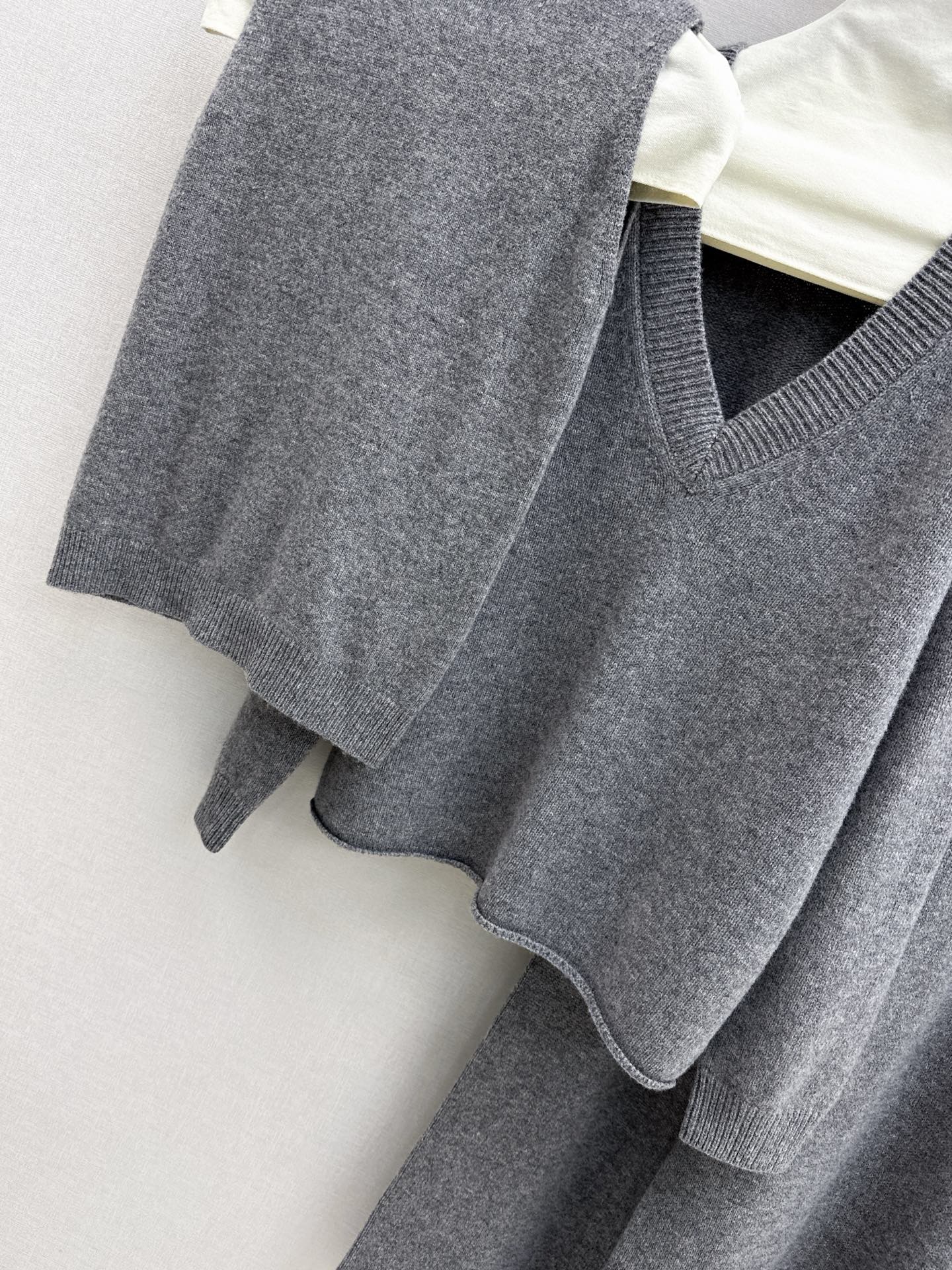 Brun NEW Knitted three-piece set