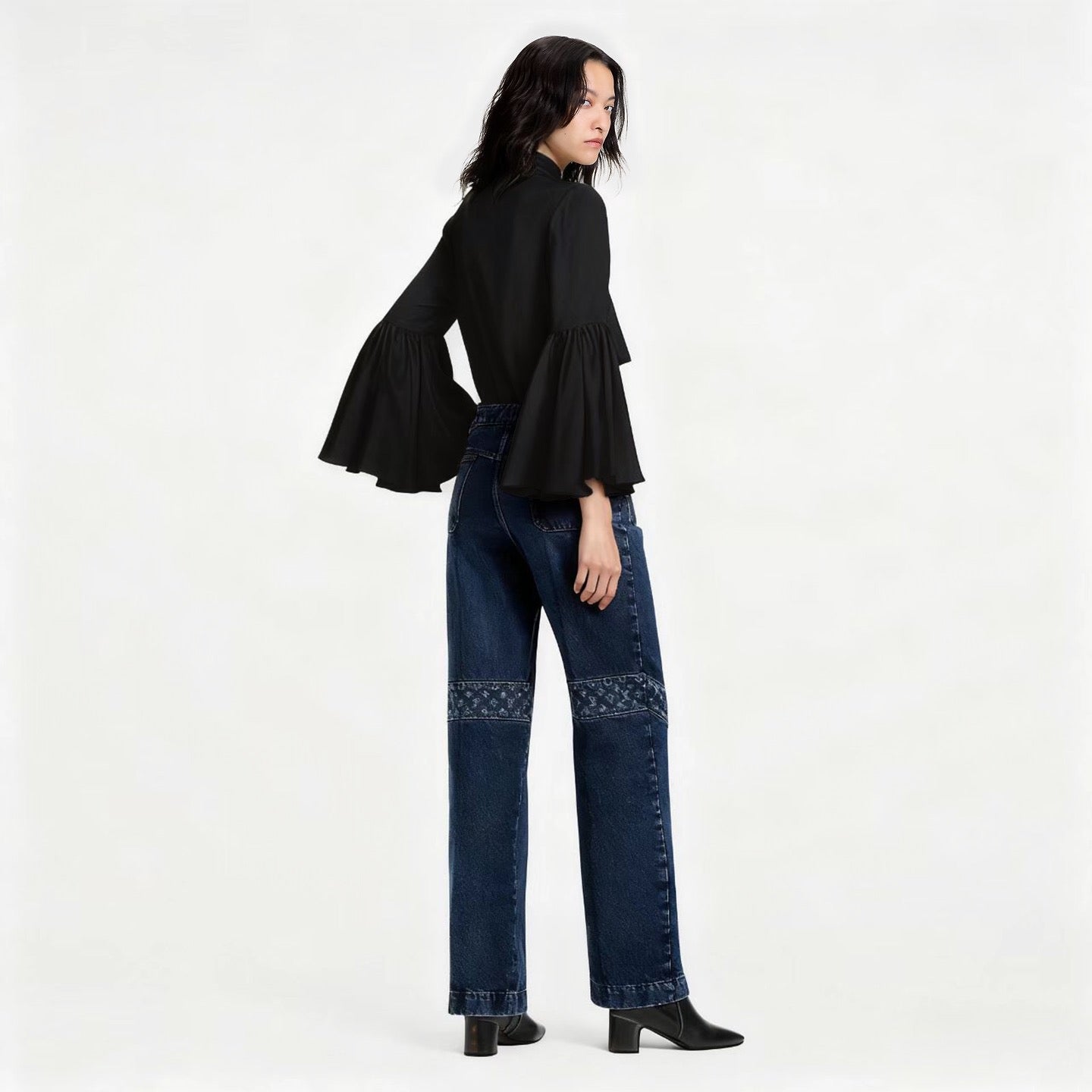 Louis NEW ribbon flare sleeve shirt