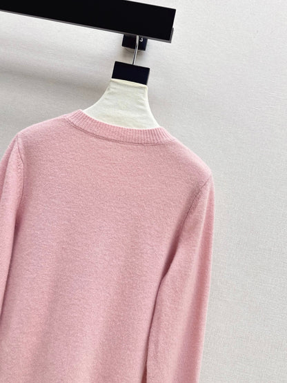 Monc NEW Crew neck sweater