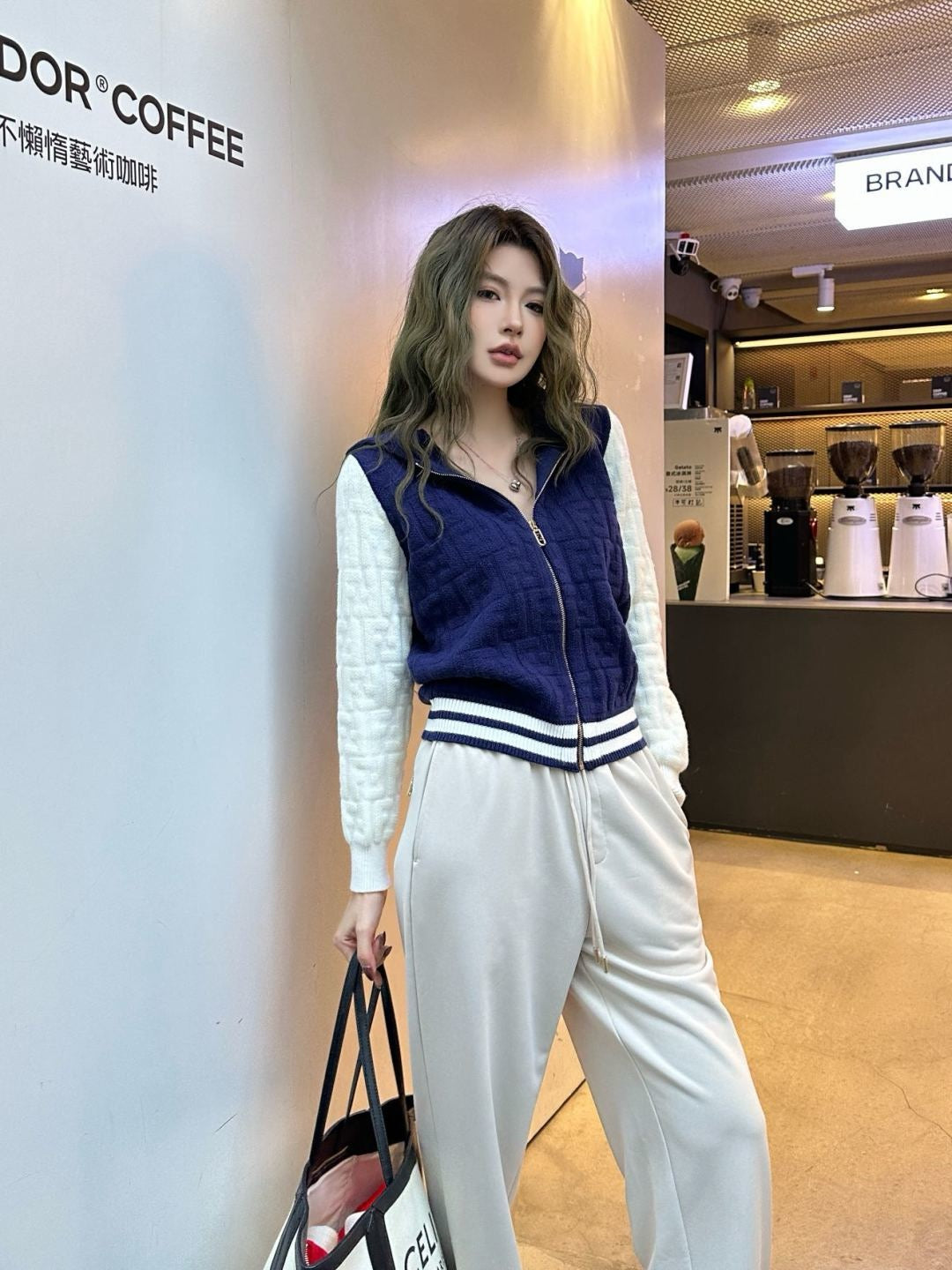 Fend NEW casual pants