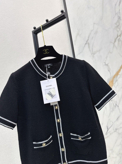 Chan NEW Short-sleeved knitted cardigan