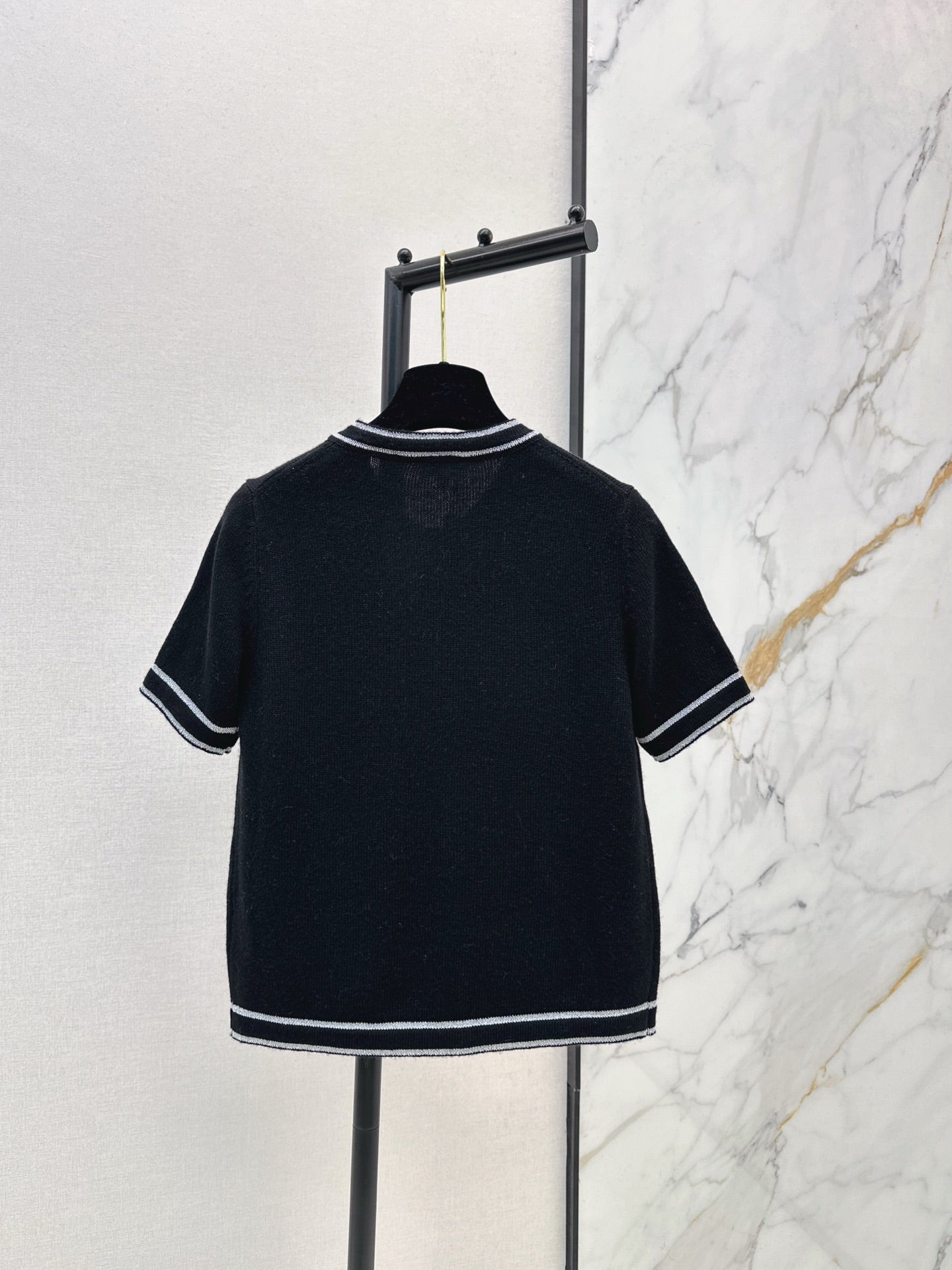 Chan NEW Short-sleeved knitted cardigan