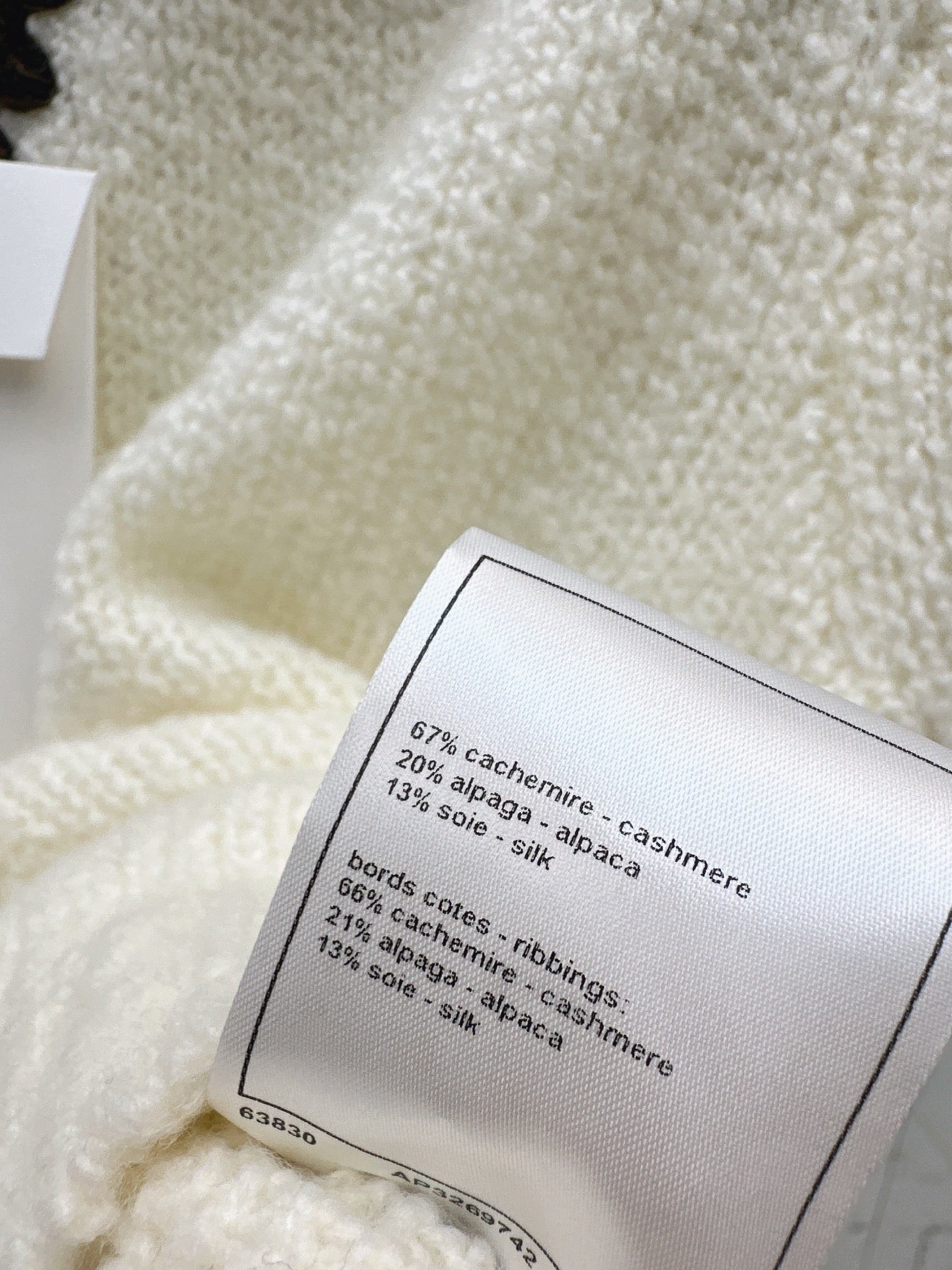 Chan NEW Bow-tie cashmere sweater