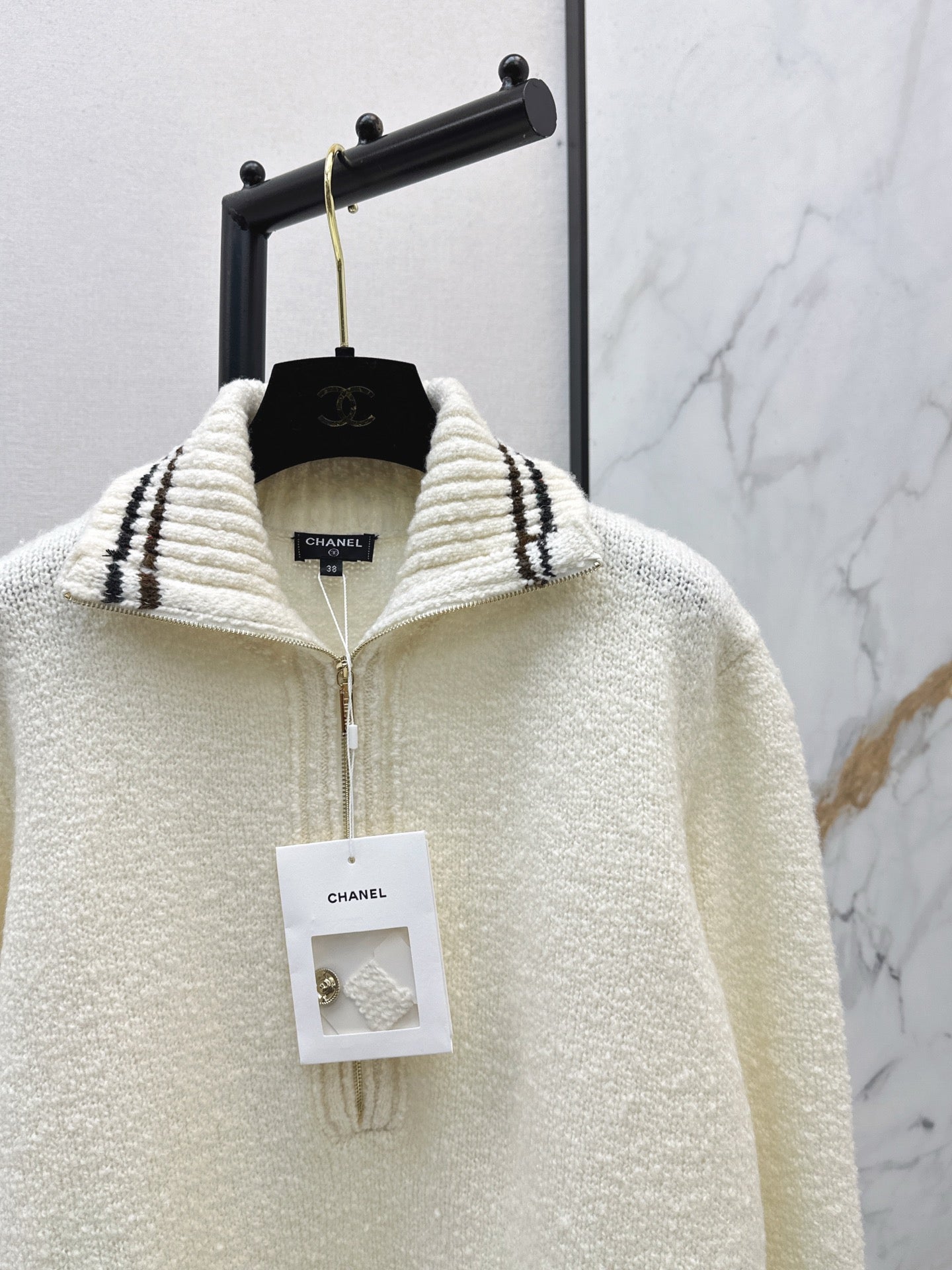 Chan NEW ski sweater