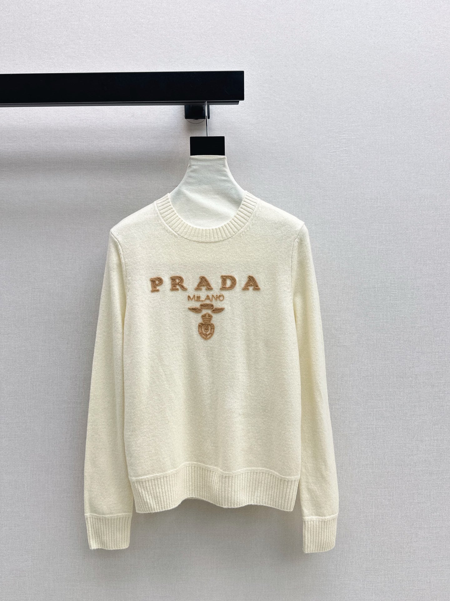 Pra NEW knitted sweater